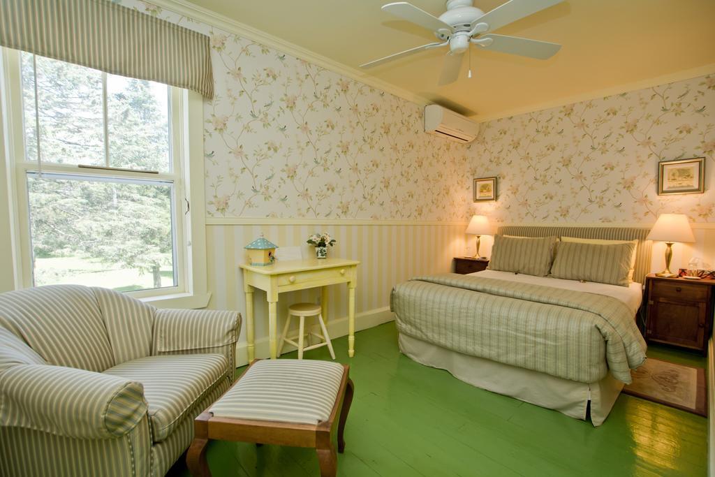 Auberge La Raveaudiere North Hatley Habitación foto